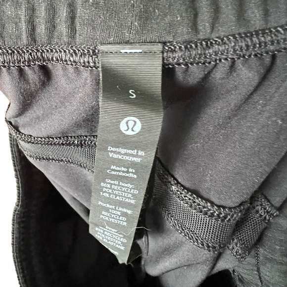 LULULEMON Pace Breaker Linerless Short 7” - Picture 7 of 7